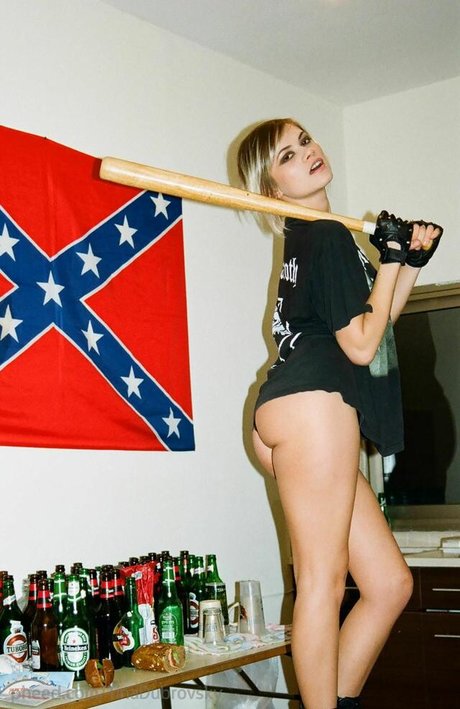 blonde milf onlyfans nude images