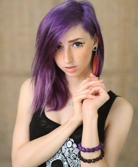 Rocken Rollia best pornstar pic