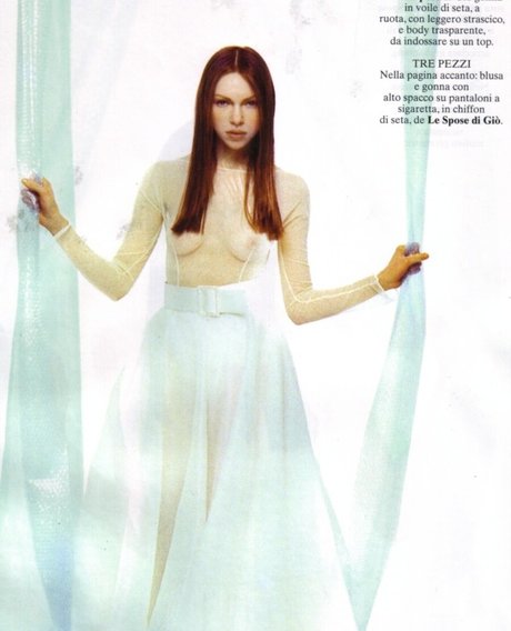 Laura Prepon best star image