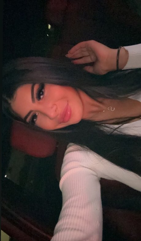 Selin Yalim Nude pornstar hot images