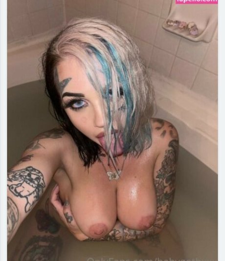 Babygoth naked star gallery