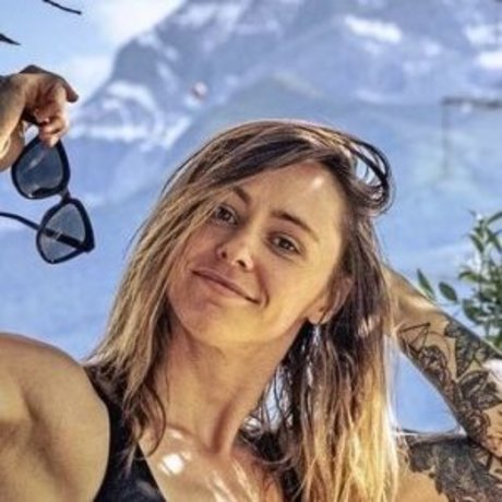 Orla Walsh model free picture