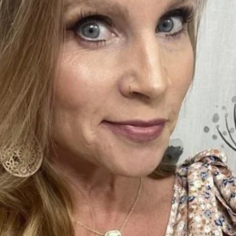 Para Princess model hot image