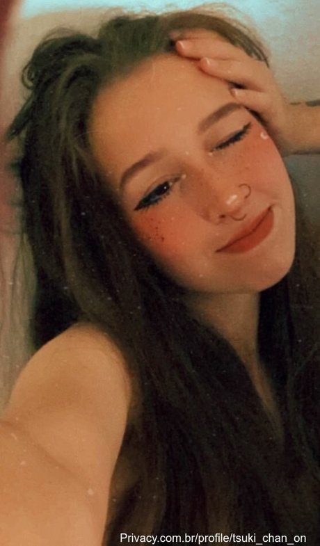 nerdy teen onlyfans erotic picture