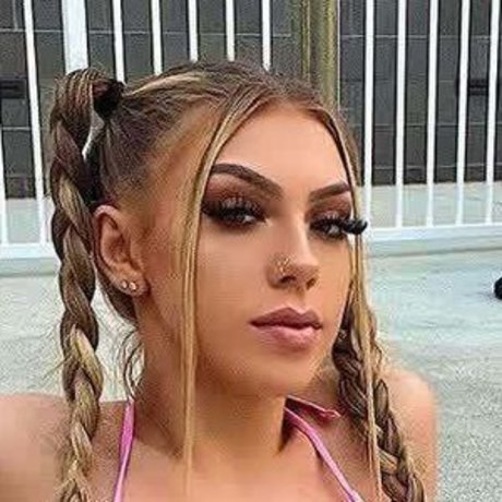 Sierra Sprague hot star images