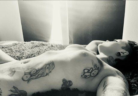 Ms Gunn naked star gallery