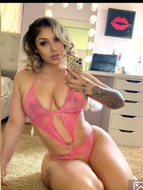 Hellomissbianca high quality actress pic