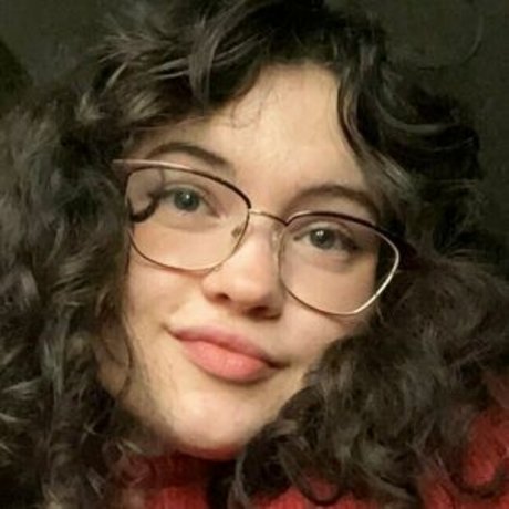 ghostemmy hot model img