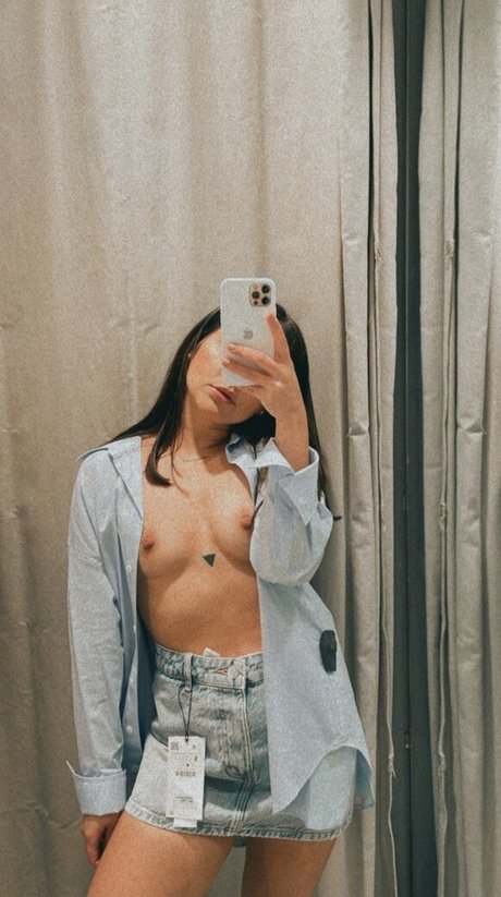 Julieta Baldon nude model gallery