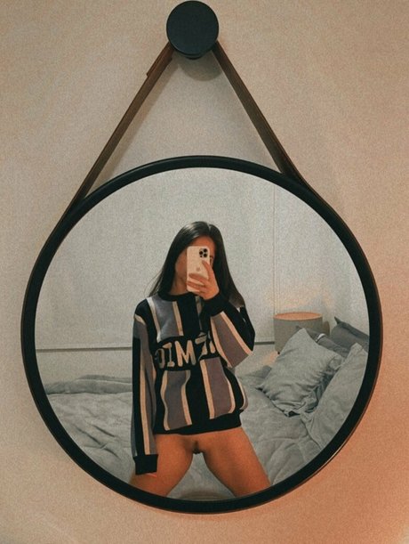 Julieta Baldon nude actress picture