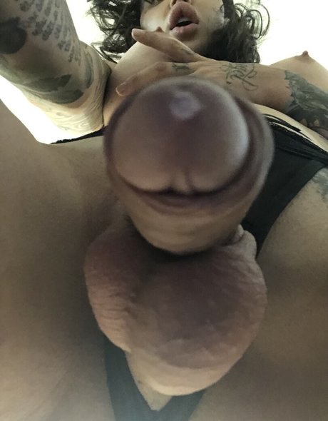 Ts Emy Lee xxx model pics