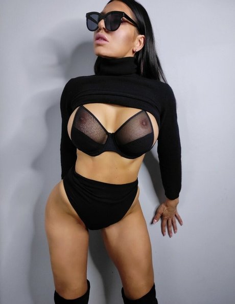 beautiful face onlyfans nudes images