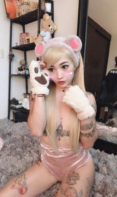 Haruki Muracallme model hd picture