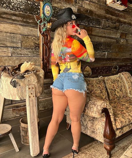 sexy ladyboy onlyfans best img