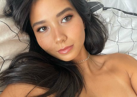 big tits squirt onlyfans erotic archive