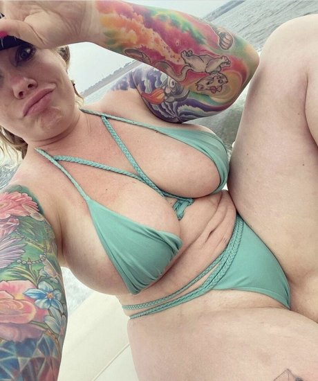 lips onlyfans nice images