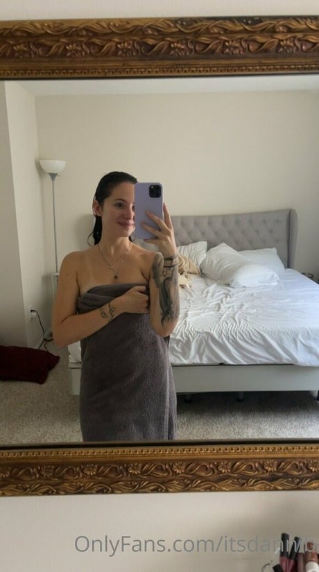 beauty teen onlyfans free naked photo