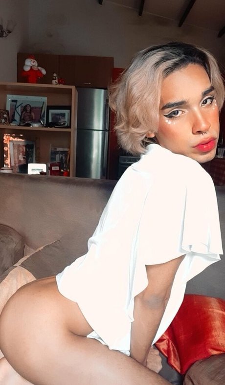 JadeFemboy model xxx gallery