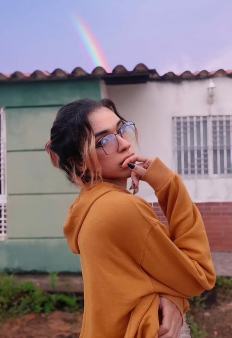 JadeFemboy erotic model img