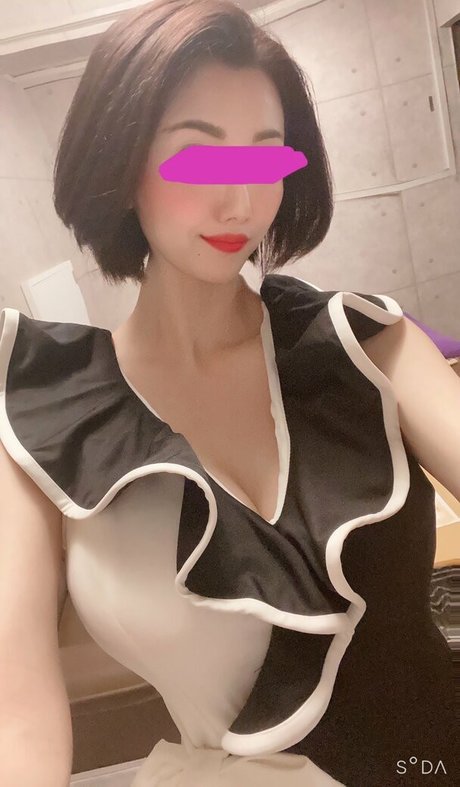 eating onlyfans best photo