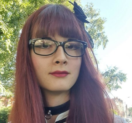 Transgirl1999 hd pornstar photo