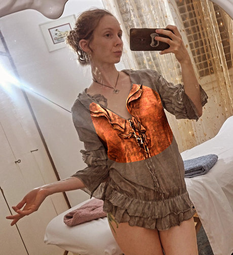 Infy Snow art actress images