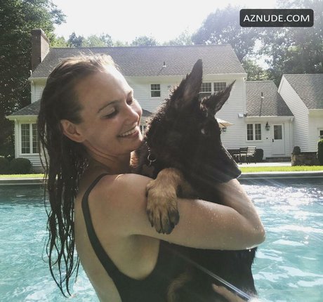 Andi Matichak nude actress pictures