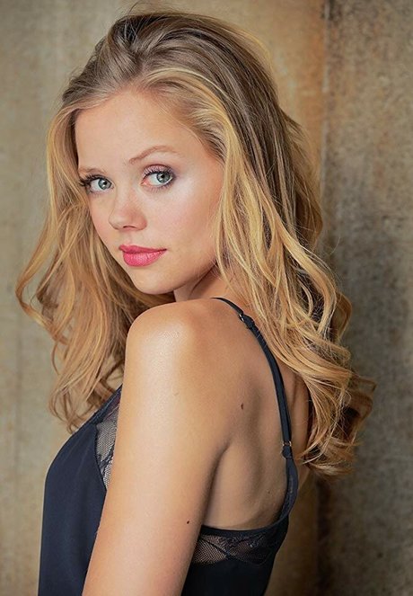 Annalisa Cochrane star perfect photos