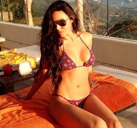 Angela Francesca Frigo star pretty archive