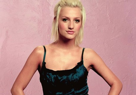 mature solo onlyfans art naked pictures