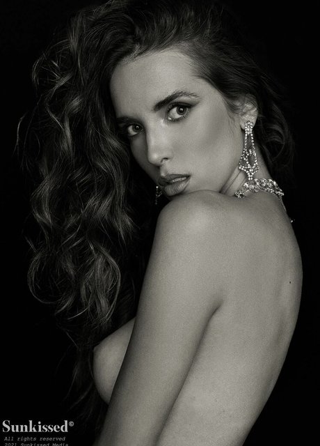 brown eyes kitty onlyfans free sex picture