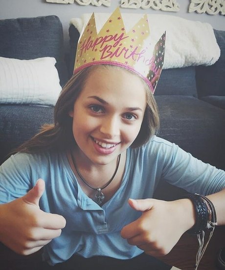 Alyssa Jirrels model exclusive pics