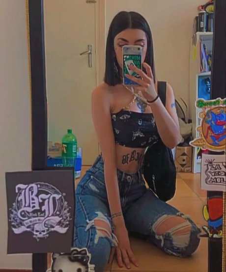 plus size onlyfans free nude photo