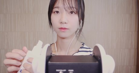 Latte ASMR porn actress gallery