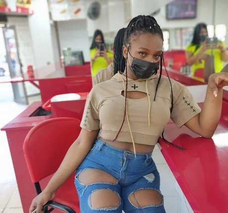 Joselyn Sevillano model nude archive