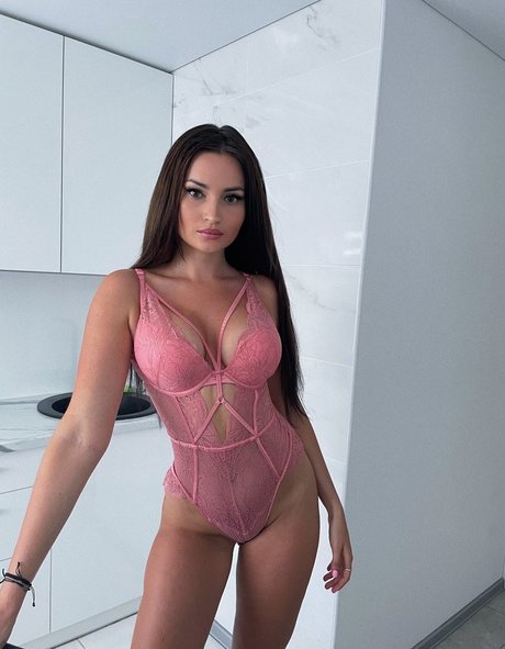 simonastann sex pornstar picture