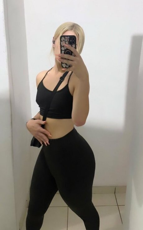 Maiafeel pornstar naked archive