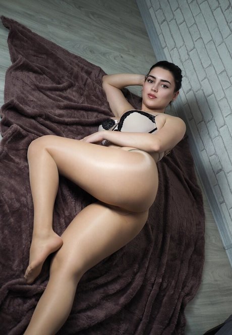 centerfold onlyfans perfect pictures