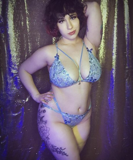 Betty Brash nude star photos