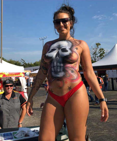 DemonCake model adult photos