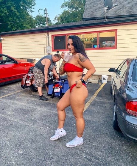 DemonCake model pornographic picture