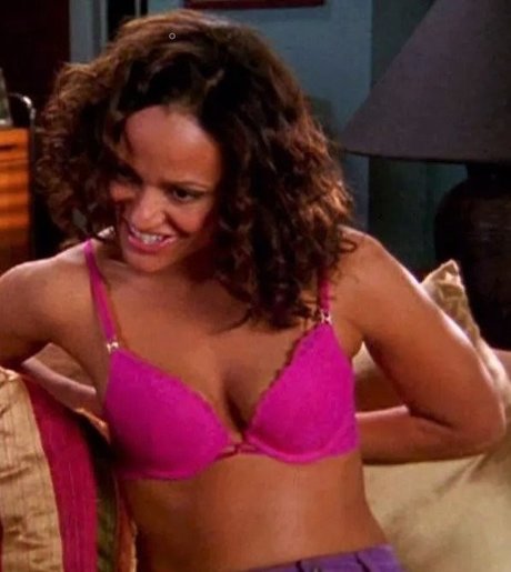 Judy Reyes star sexy galleries