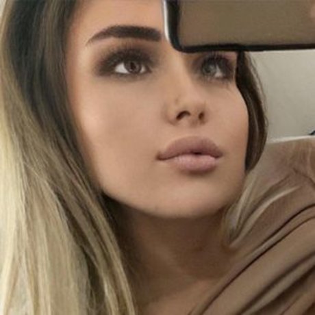 Bella Brady pornstar nude photos