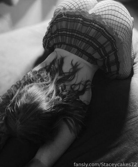 Staceycakes72 model perfect archive