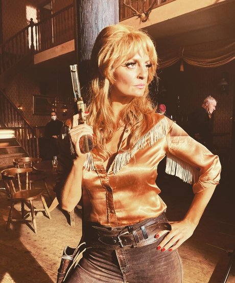 Morgana Robinson pornstar sex img