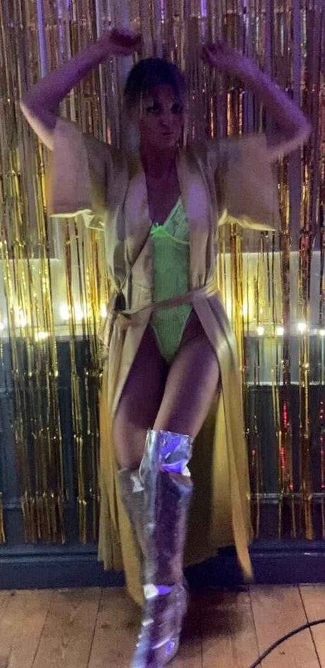 Morgana Robinson hot pornstar images