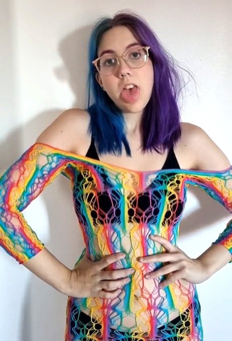 Daisymais model nudes photos