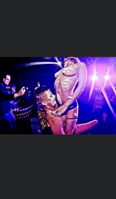 Kaakou sexy actress picture