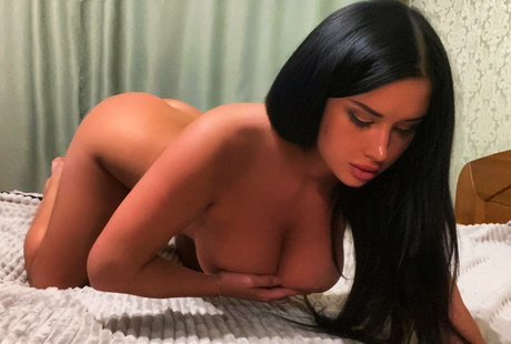 oh katte naked actress pics