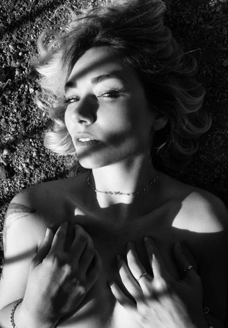 japanese schoolgirl onlyfans nude gallery